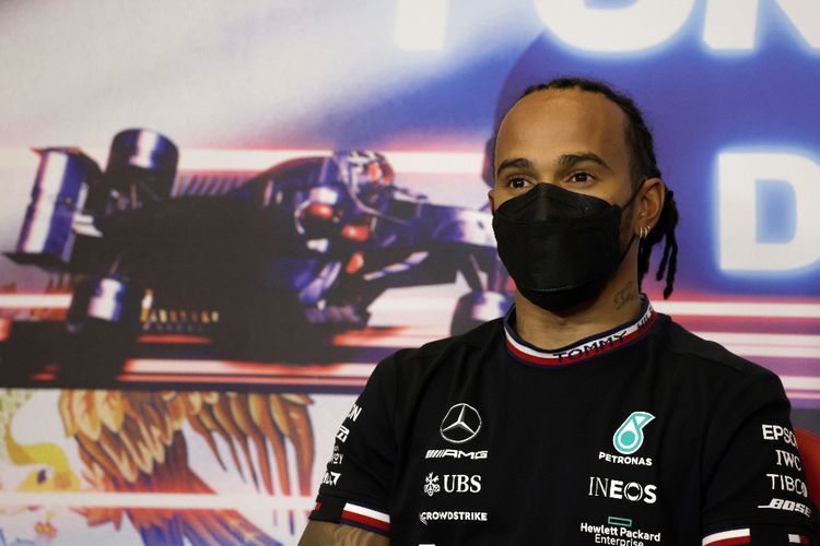 Mercedes Lampaui Red Bull di GP Meksiko, Hamilton Terkejut