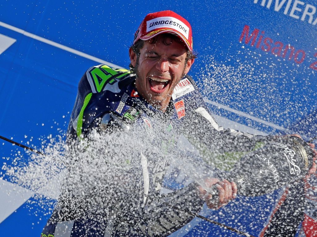 Kilas Balik MotoGP 2004: Valentino Rossi Sabet Gelar Juara Dunia Bersama Yamaha