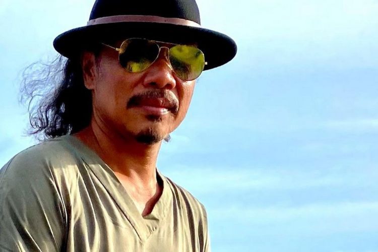 Desainer Ali Charisma Lelang 1.000 Karya untuk Seragam Siswa di Bulukumba