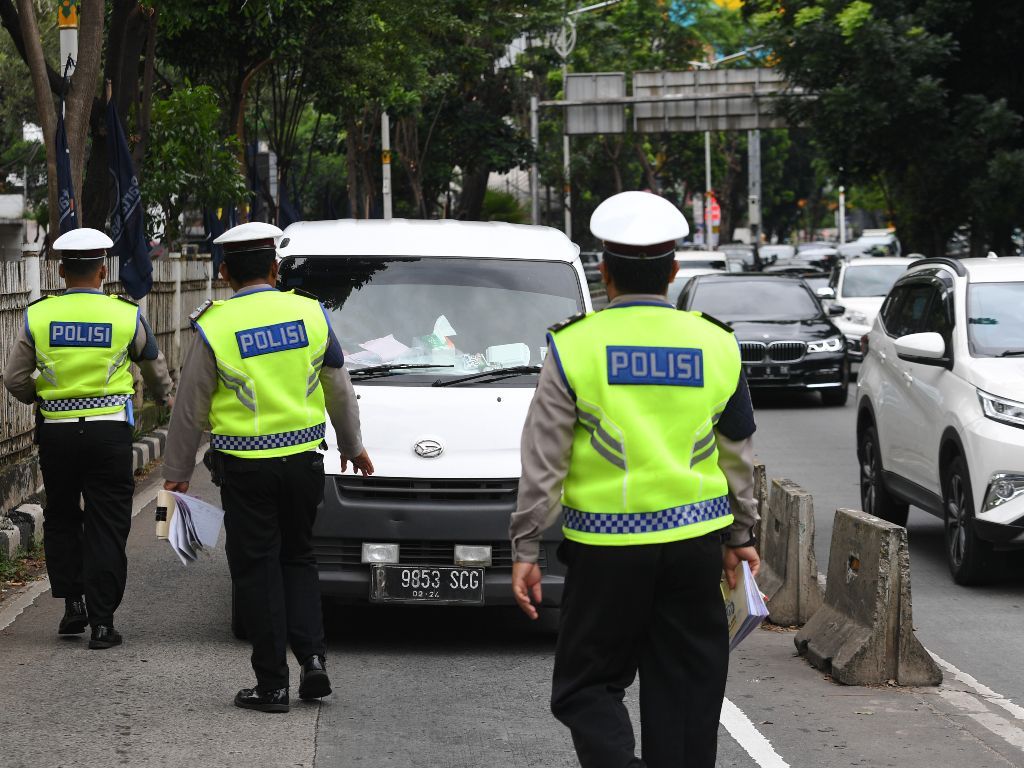 Operasi Zebra Hari Pertama di DKI dan Sekitarnya, 489 Pelanggar Ditilang