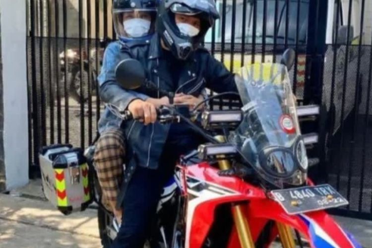 Rumah Kemalingan, Motor Honda CRF 250 Rally Milik Chef Aiko Raib