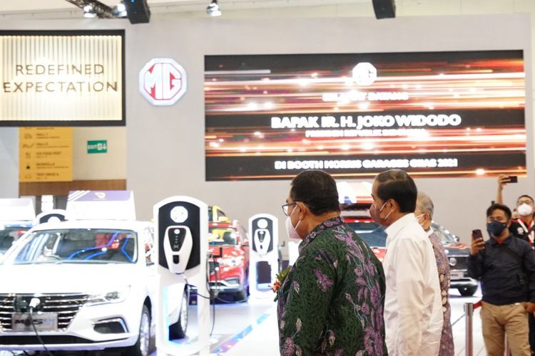 Presiden Jokowi Sempat Lirik Mobil Wagon Listrik MG