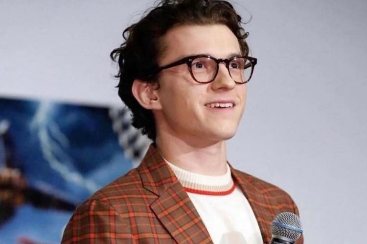 Tom Holland Sebut Pengen Break dari Dunia Akting, Lagi Kena 'Quarter Life Crisis'
