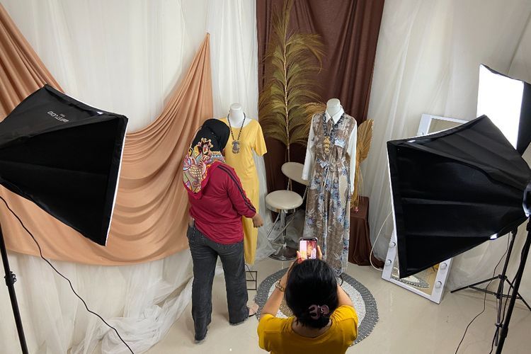 Ada Covid-19 Butik Ini Malah Laris Manis, Omzetnya Puluhan Juta. Kok Bisa?