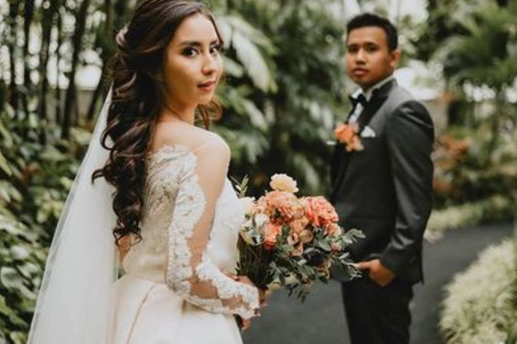Resmi Jadi Istri Joshua Suherman, Clairine Clay: Hari Paling Membahagiakan di Hidupku