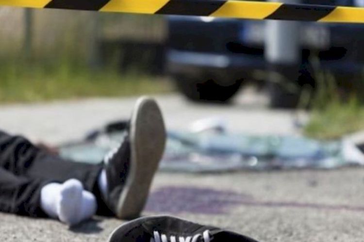 Adu Banteng Pemotor Vs Bajaj di Jakpus, Pengemudinya Luka-luka