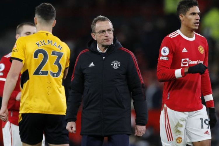 Wolves 1-0 MU, Timnya Kalah Luke Shaw jadi Baper 
