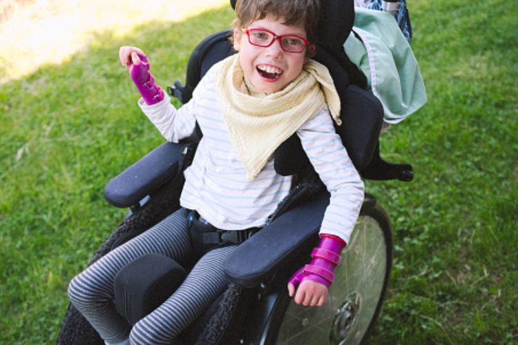 Sempat Dikucilkan, Anak-Anak Penyandang Disabilitas di India Akhirnya Bisa Bermain Bebas