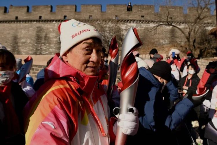 Ikut Bawa Obor Pembukaan Olimpiade Beijing 2022, Terungkap Nama Asli China Jacky Chan