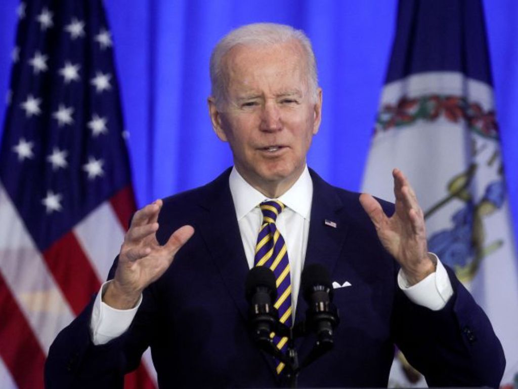 Hadapi Tekanan, Joe Biden Janji Akan Serang Balik Iran Tanpa Perluasan Perang