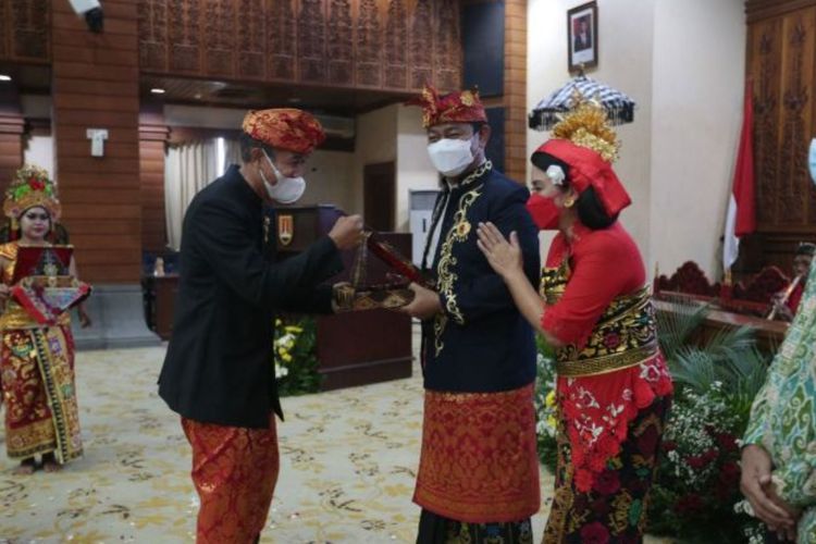 Hendi Hadiri Perayaan Nyepi di Kota Semarang, Tegaskan Tak Ada Minoritas