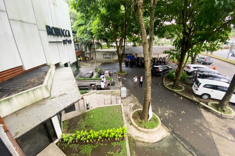Langka! Di Kawasan Perumahan Elite Ada Coffeeshop Murah yang Sejuk dan Cozy Abis
