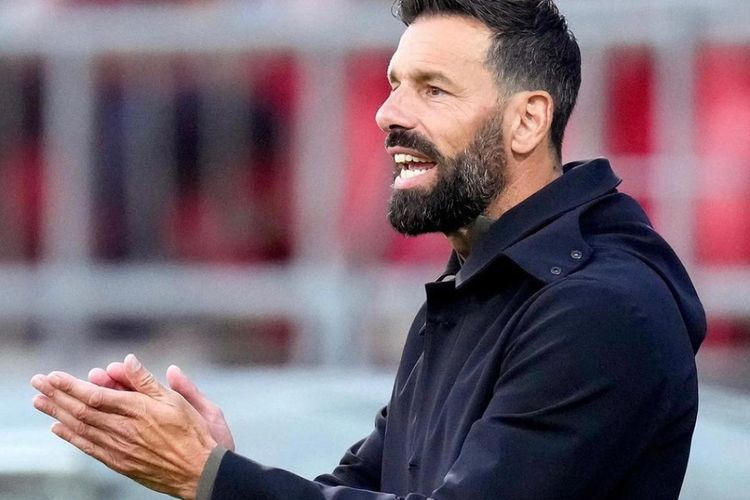 Ruud Van Nistelrooy Jadi Pelatih Baru PSV Eindhoven 