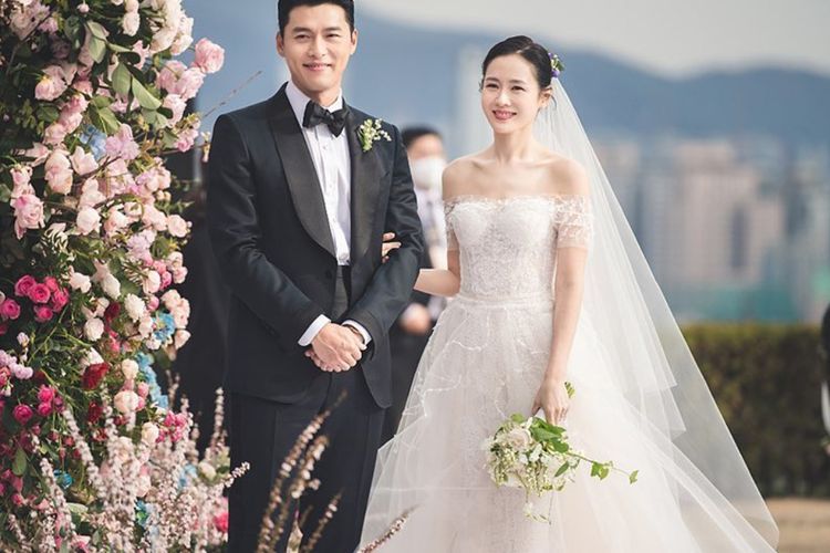 Hyun Bin dan Son Ye Jin Honeymoon ke LA, Langsung Ramai Dikerumuni Fans di Bandara