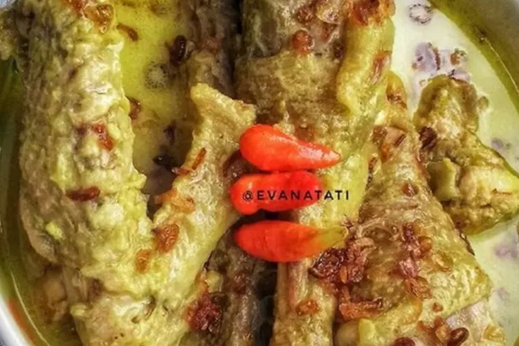 Resep Opor Ayam Kuning Mudah dan Praktis untuk Lebaran, Cobain Yuk!