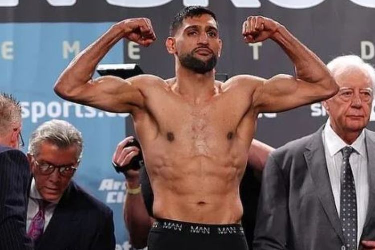 Petinju Amir Khan Ditodong Pistol oleh Perampok, Bagaimana Keadaannya?