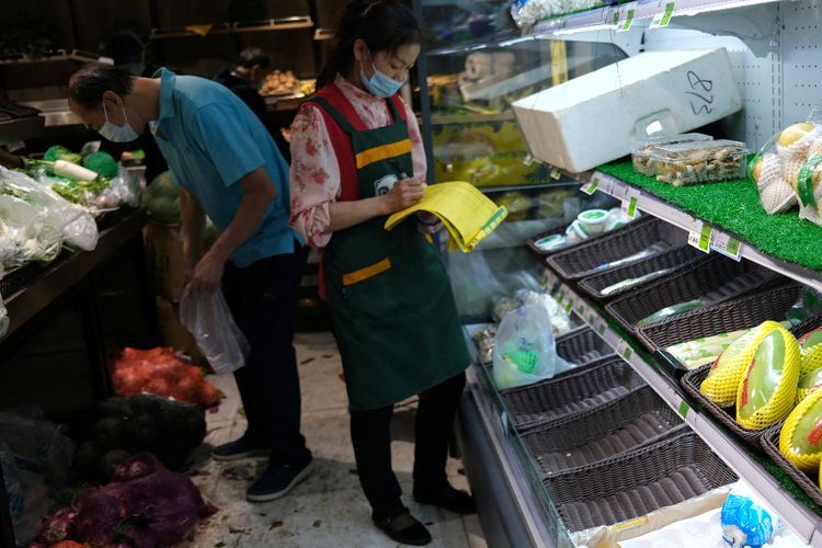 Panic Buying Melanda China Saat Beijing Berlakukan Penguncian Massal Menyusul Shanghai