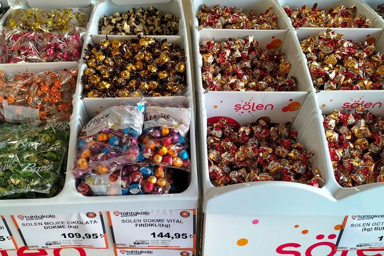 Disebut Pesta Gula, Idul Fitri di Negara Ini Mirip Halloween! 