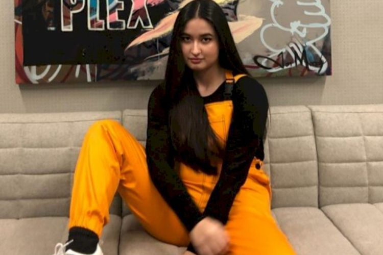 Netizen Ngarep Stephanie Poetri Buat Lagu 'I Love in Every Universe' Doctor Strange 2