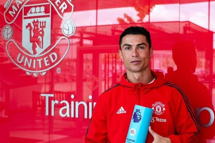 Dua Kali Jadi Pemain Terbaik Liga Inggris Musim Ini, Ronaldo Akui Selalu Haus Prestasi