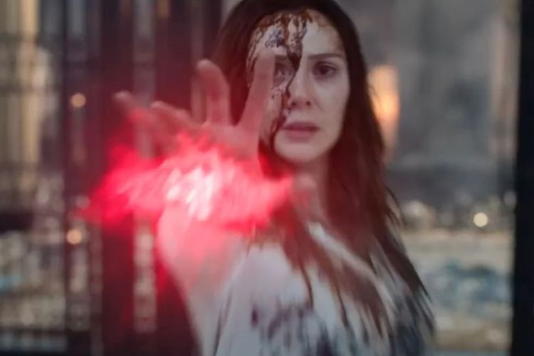 Adegan Illuminati Scarlet Witch di 'Doctor Strange 2' Terinspirasi dari Film 'Aliens' 1986