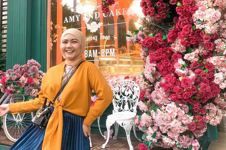 Kisah Hijaber Cantik yang Sukses Berbisnis Buket Bunga, Untungnya Bisa Buat Modal Nikah!