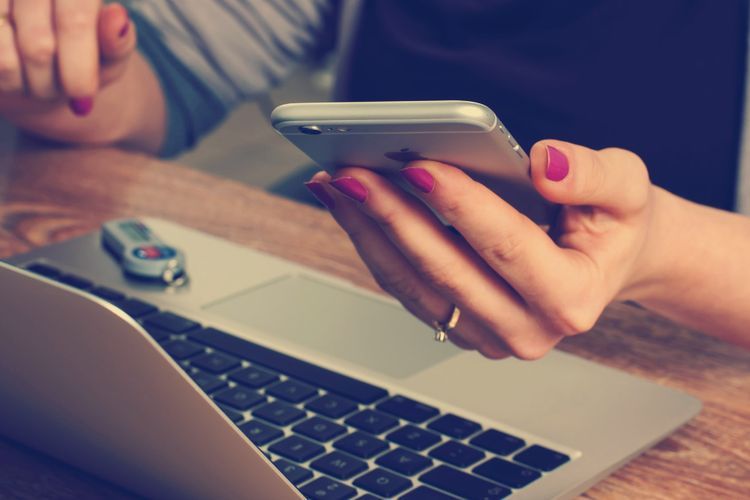 2 Cara Membuat Tanda Tangan di Word, Bisa dari Handphone!