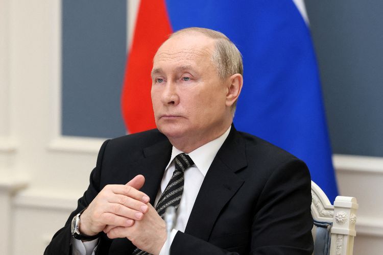 Presiden Rusia Vladimir Putin Dikabarkan Mengidap Kanker sampai Sulit Membaca