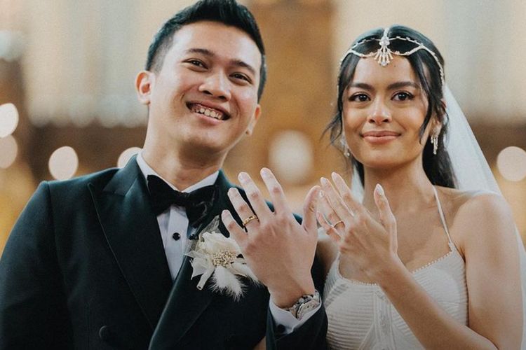 Mewahnya Hair Piece Pengantin Eva Celia, Ternyata Buatan Perancang Aksesori Lady Gaga