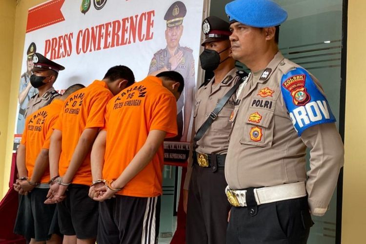 3 Pengedar Narkoba Digulung Polisi di Jakbar, 2,5 Kg Ganja 'Asal' Lapas Disita