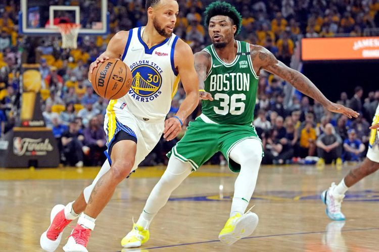 Curry Pimpin Warriors Kalahkan Boston Celtics di Game 2 NBA Finals