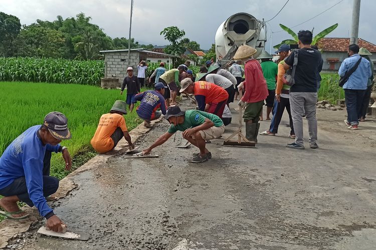 Crazy Rich Ponorogo, Rela Lebarkan Jalan Pakai Uang Pribadi Hampir Setengah Miliar