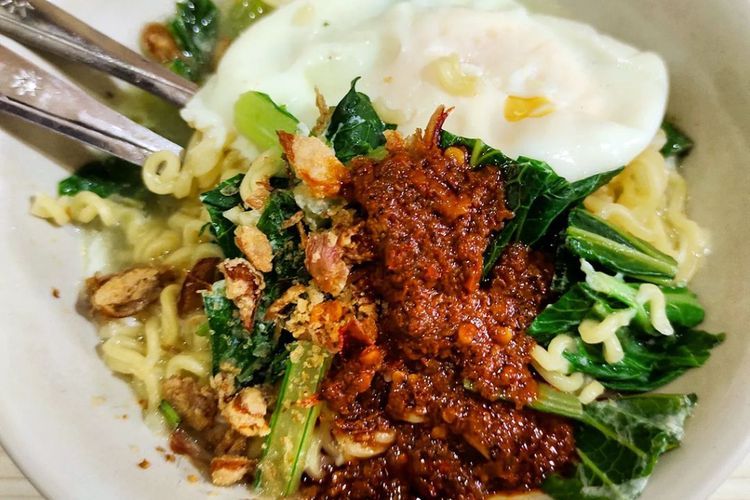 Resep Mie Kuah ala Warkop, Enaknya Kebangetan dan Bikinnya Gampang, Cobain Kuy!