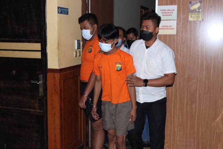 Karyawan MRT WN Jepang Dijambret dan Dibacok di Jakbar, Pelakunya Langsung Diciduk
