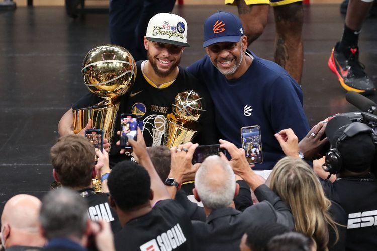 Golden State Warriors Juara NBA 2022, Stephen Curry Jadi MVP Final