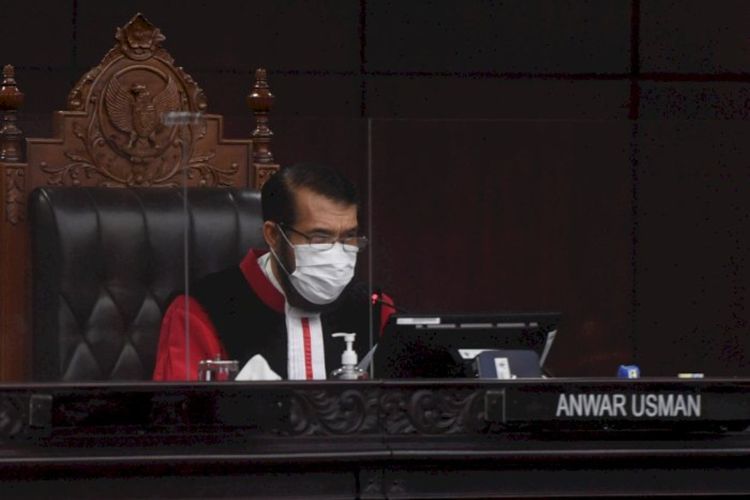 Gugatan Dikabulkan Sebagian, Anwar Usman Harus Mundur dari Jabatan Ketua MK
