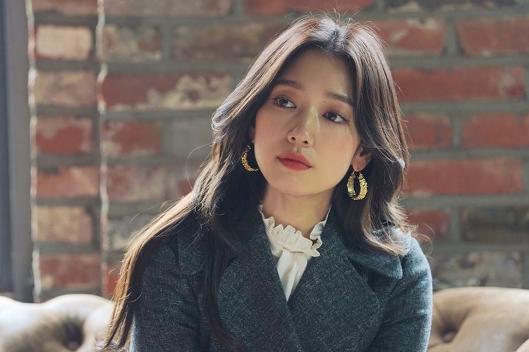 7 Drama Korea dan Film Terbaik yang Diperankan Park Shin-Hye