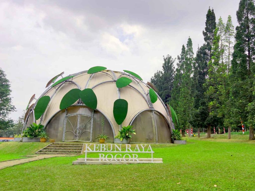 5 Tempat Wisata Populer yang Dekat dengan Stasiun Bogor