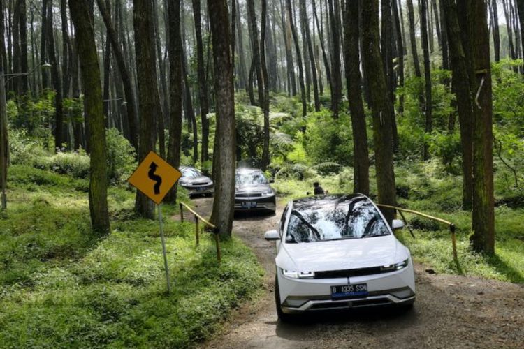 Hyundai Motor Tunda Peluncuran SUV Hidrogen Nexo Termutakhir