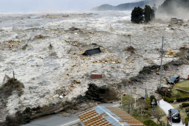 Kilas Balik: Detik-Detik Mengerikan Tsunami di Sulawesi, Kapal Turun karena Air Surut