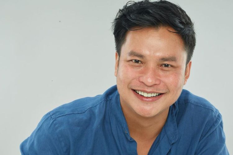 Bye Bulu Mata Palsu! Cuma Pakai Maskara, MUA Ryan Ogilvy Bagi Tips Bikin Bulu Mata Cetar
