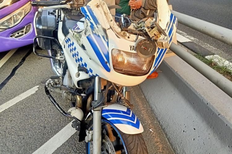 Motor Paspampres dan Patwal Ditlantas Tabrak Bus di Tol Dalam Kota