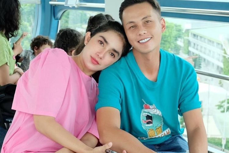 Ulang Tahun, Ussy Sulistiawaty Dapat Kado Mobil Mewah dari Andhika Pratama: Love You Pupuw