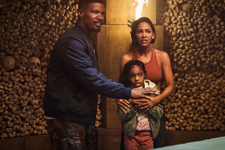 Jamie Foxx Siap Jadi Pemburu Vampir di 'Day Shift' Demi Kebahagiaan Keluarganya