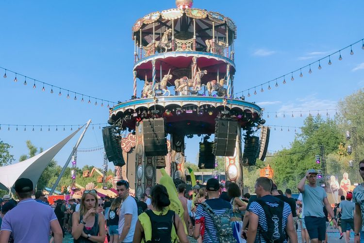 Eksklusif! Ini Panggung Weird Genius di Tomorrowland 2022, Pesta EDM Terbesar di Dunia