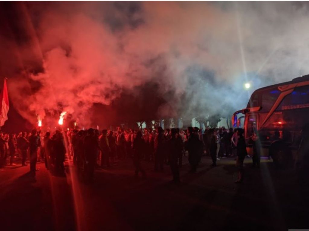 Timnas Indonesia Vs Bahrain, Polisi Larang Penggunaan Flare!