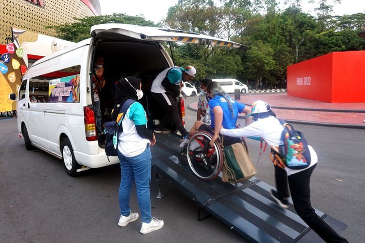 Mobil Modifikasi Ini Mudahkan Atlet ASEAN Para Games 2022 Pindah Antar Venue Pertandingan
