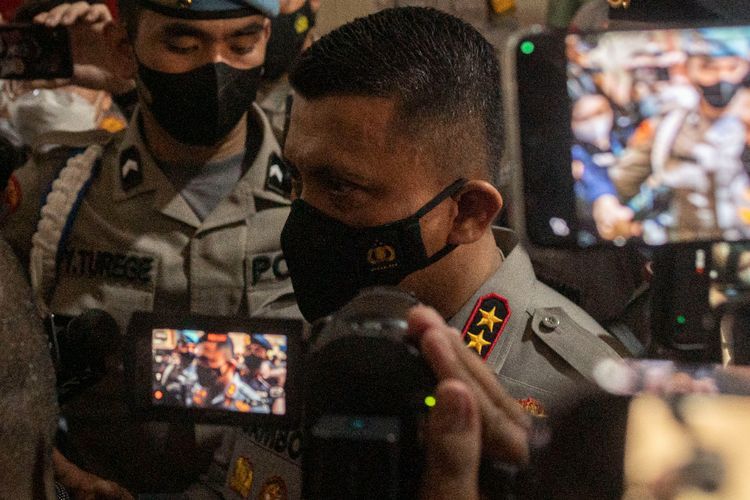 Brimob Bersenjata Laras Panjang Kawal Rumah Irjen Ferdy Sambo, Kapolri Umumkan Tersangka