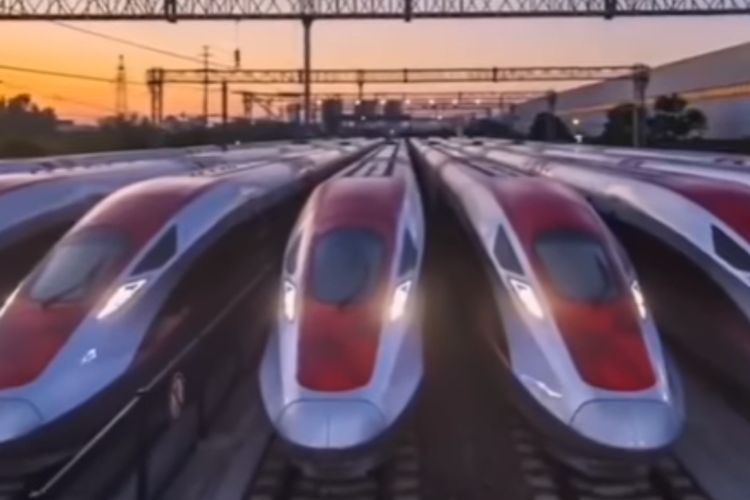 Ridwan Kamil Pamer Kereta Cepat Jakarta-Bandung, Bakal Beroperasi Juni 2023