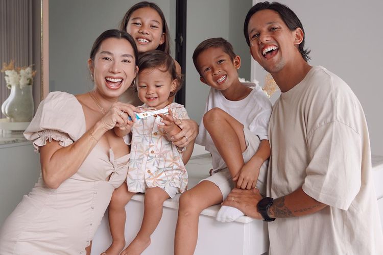 Congrats! Jennifer Bachdim Umumkan Hamil Anak Keempat: Bayi Terakhir Saya